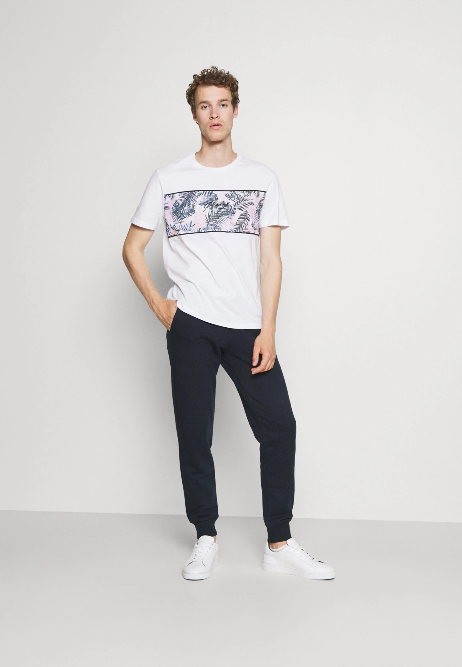 Pier One Pantalones Deportivos - Dark Blue 4 Pier One Pantalones Deportivos - Dark Blue - Imagen 2