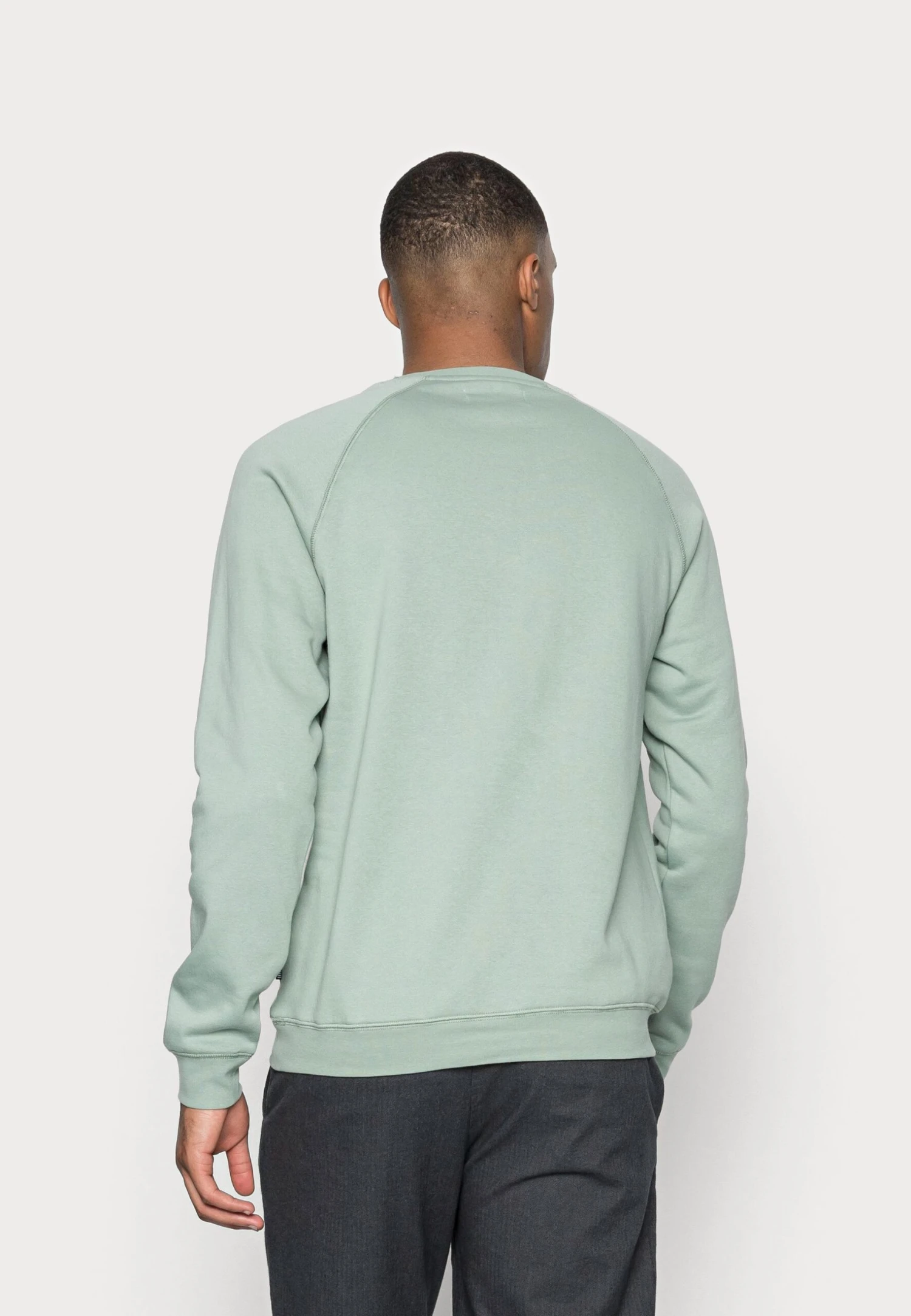 Pier One Crafted Goods Crew - Sudadera - Green 5 Pier One Crafted Goods Crew - Sudadera - Green - Imagen 3