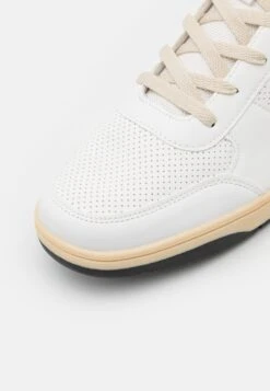 Pier One Zapatillas Altas - White -Pier One 4139c5b1419647a280655db10f43a30b