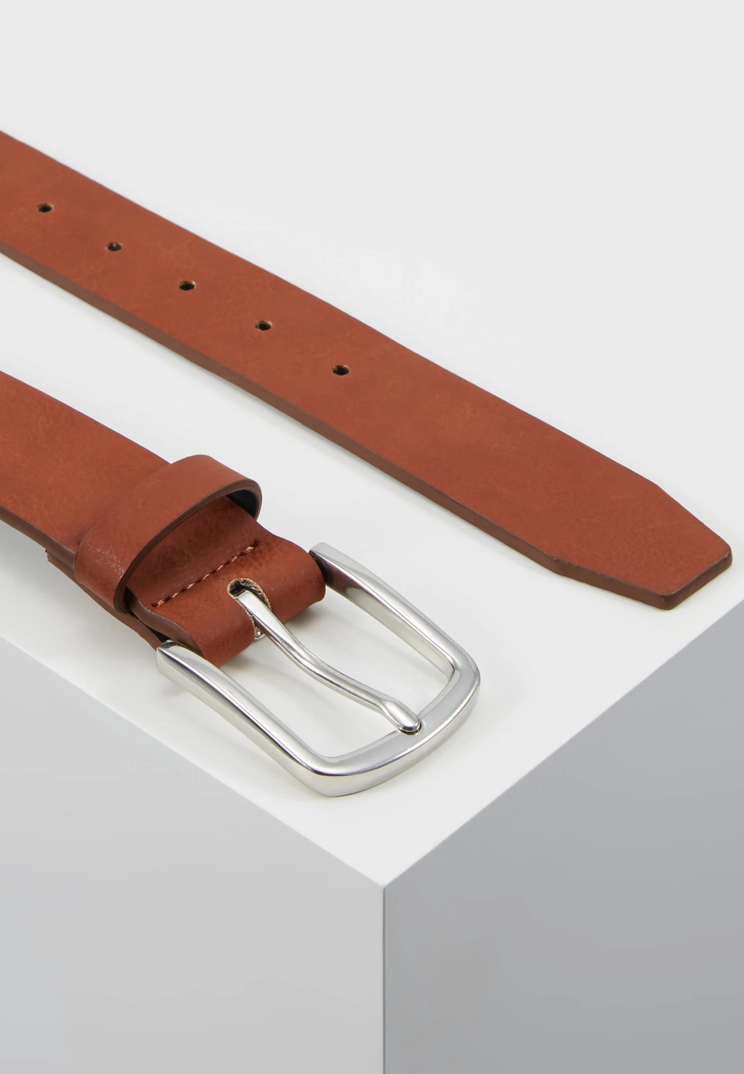 Pier One Unisex - Cinturón - Cognac 5 Pier One Unisex - Cinturón - Cognac - Imagen 3