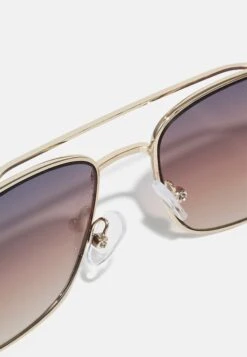 Pier One Unisex - Gafas De Sol - Gold-Coloured -Pier One 4f502fcab884463f9cd5b4db9c45cddc