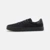 Pier One Unisex - Zapatillas - Black