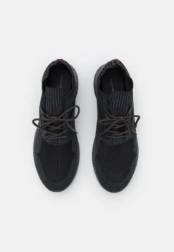 Pier One Zapatillas - Black 11 Pier One Zapatillas - Black -Pier One 9b116cea09d744c9b0f8ba112133e171