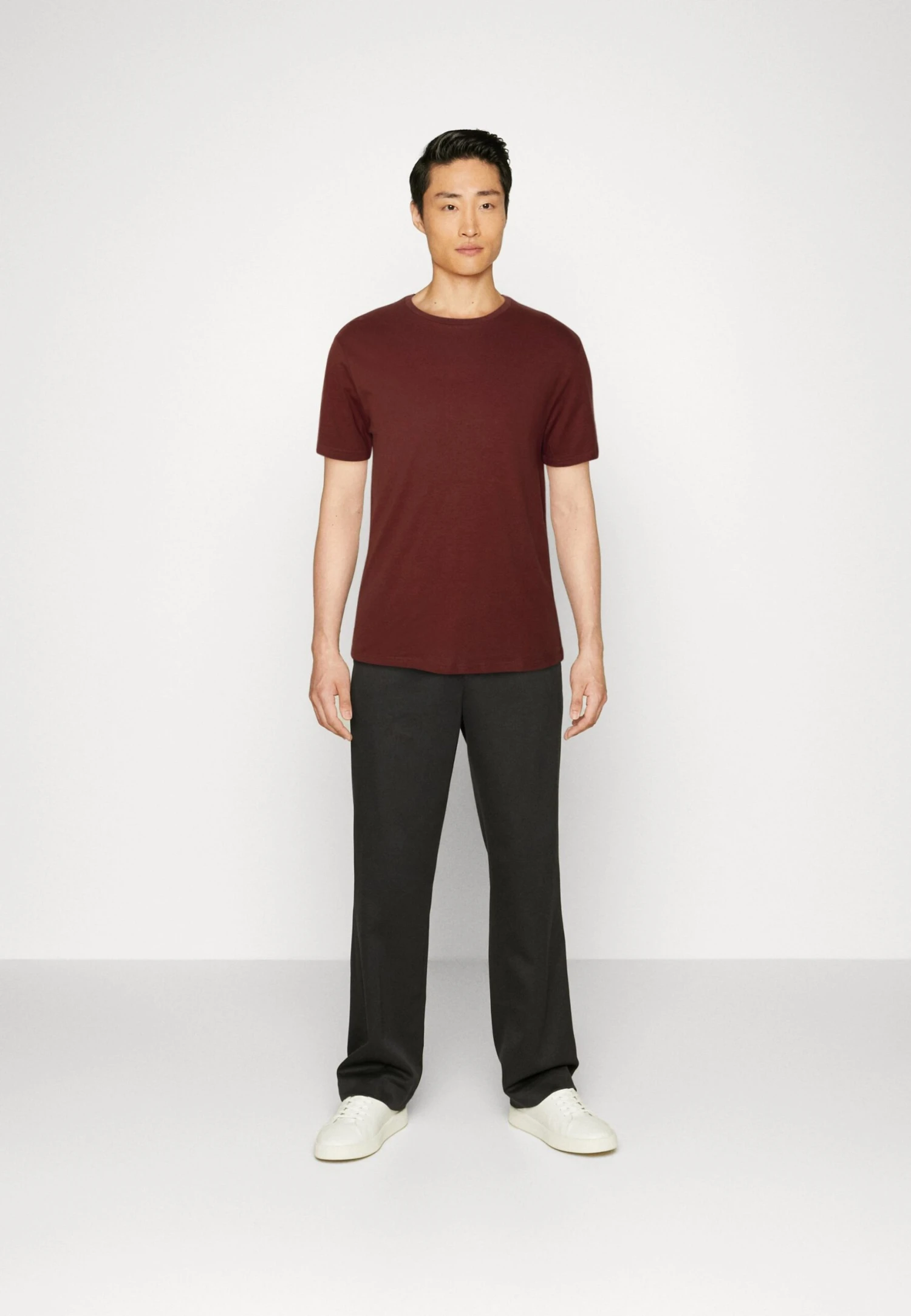 Pier One 7 Pack - Camiseta Básica - Black/Dark Blue/Dark Green 3 Pier One 7 Pack - Camiseta Básica - Black/Dark Blue/Dark Green