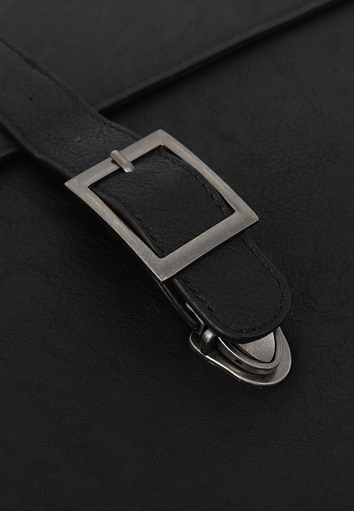 Pier One Portafolios - 802 - Black 7 Pier One Portafolios - 802 - Black - Imagen 5