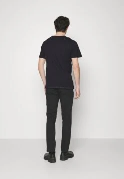 Pier One Camiseta Estampada -Black -Pier One a279231ff169482c85317e675105ef98