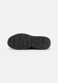 Pier One Unisex - Zapatillas - Black 12 Pier One Unisex - Zapatillas - Black -Pier One b1287b4a2bc34ef68dde8627f14f0332