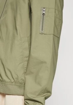 Pier One Chaquetas Bomber - Olive -Pier One b6f4db9ef2ef4f15aaa38b0e9fcce92f