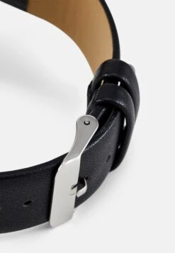 Pier One Reloj - Black/Silver-Coloured -Pier One bbd4e6d8b146435a85ade9e2edd8ca76