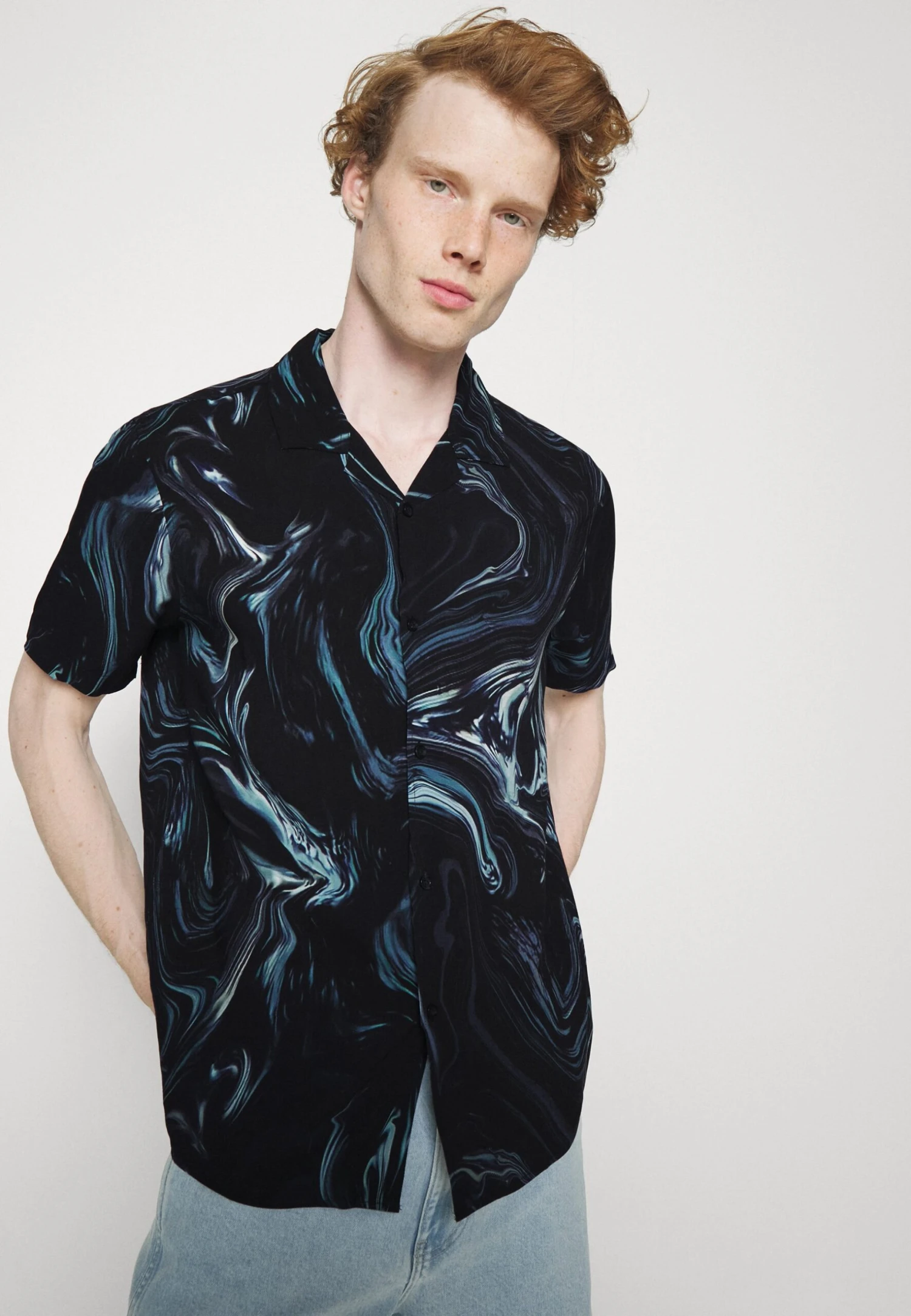 Pier One Marble Resort Unisex - Camisa - Black 6 Pier One Marble Resort Unisex - Camisa - Black - Imagen 4