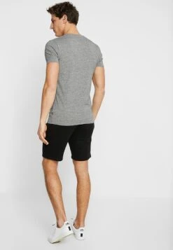 Pier One Pantalones Deportivos - Black -Pier One d5c97291418e4697a27fa0726d324bab