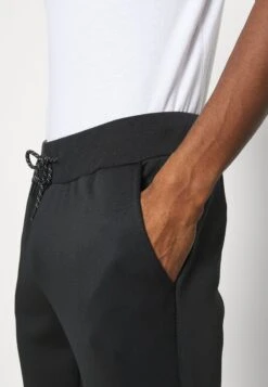 Pier One Pantalones Deportivos - Black -Pier One e52c3d679a484821b3134a6146f40559