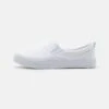 Pier One Unisex - Zapatillas - White 2 Pier One Unisex - Zapatillas - White -Pier One fdedbdfc9cca458ca5506fc6585d34ad